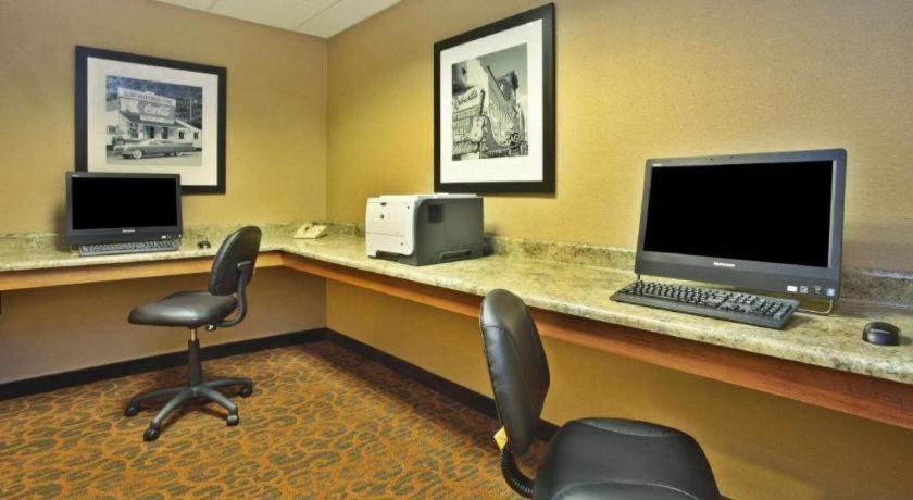 Hampton Inn Anderson Bagian luar foto