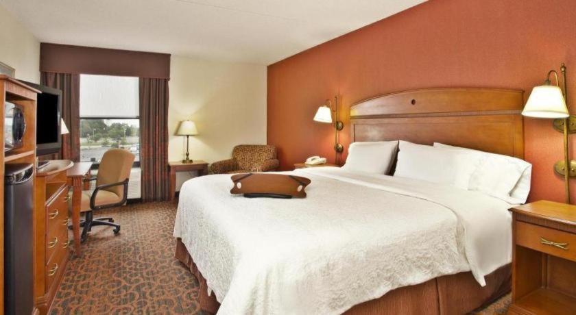 Hampton Inn Anderson Bagian luar foto
